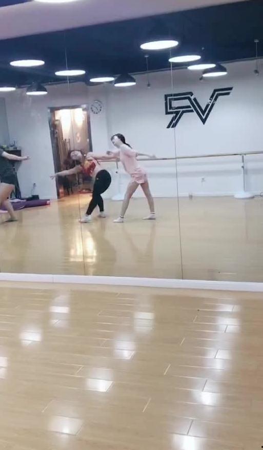 拉丁舞吃瓜视频大全下载,精彩瞬间一网打尽