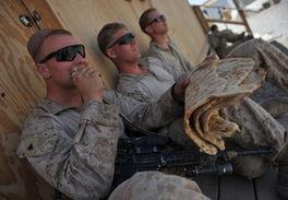 吃瓜视频15大兵搞笑系列,军营里的欢乐时光